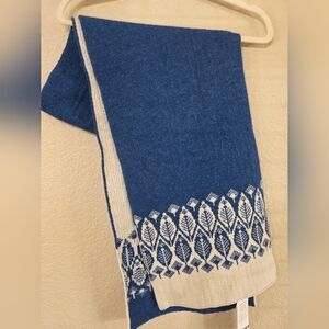 NWT WoolOvers Blue And White Wool Scarf